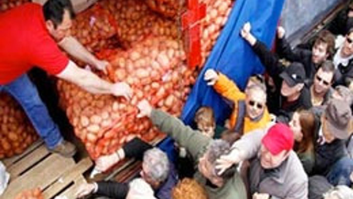 Yunanistan'da 'patates hareketi' başladı