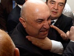 Meclis meclis olalı böyle kavga görmedi Meclis meclis olalı böyle kavga görmedi