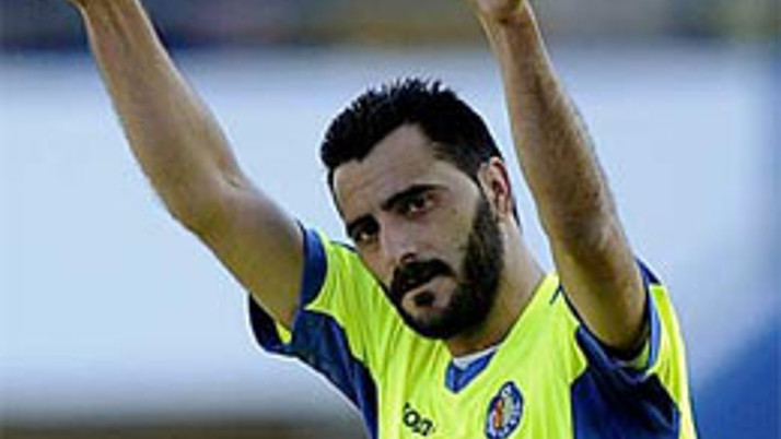 Gözüm kapalı dönerim