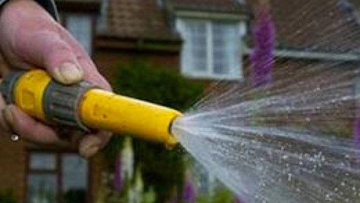 İngiltere kuraklıkla savaşıyor!